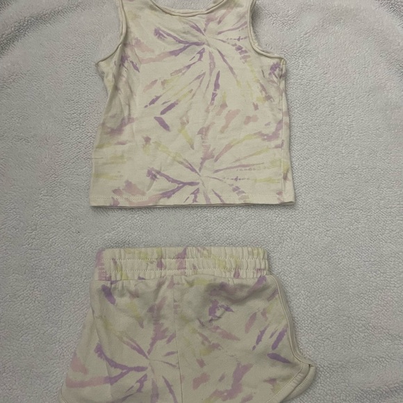 Matching Set - Picture 2 of 2